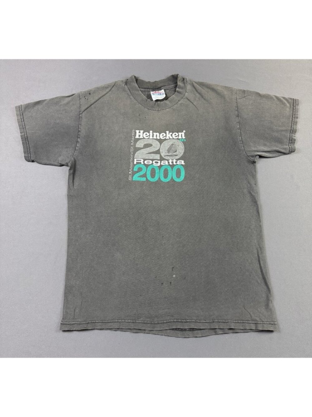 Rare Vintage Y2K Heineken 2000 Regatta Beer Sun Fade Hanes Medium Thrashed Tee
